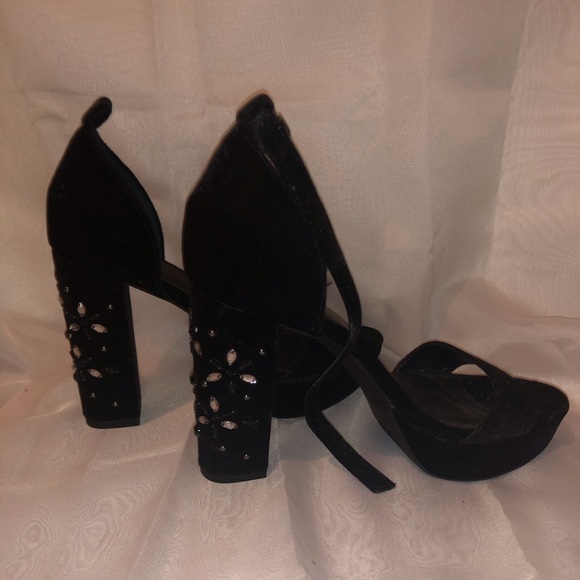 Medium height chunky heels - Picture 5 of 5